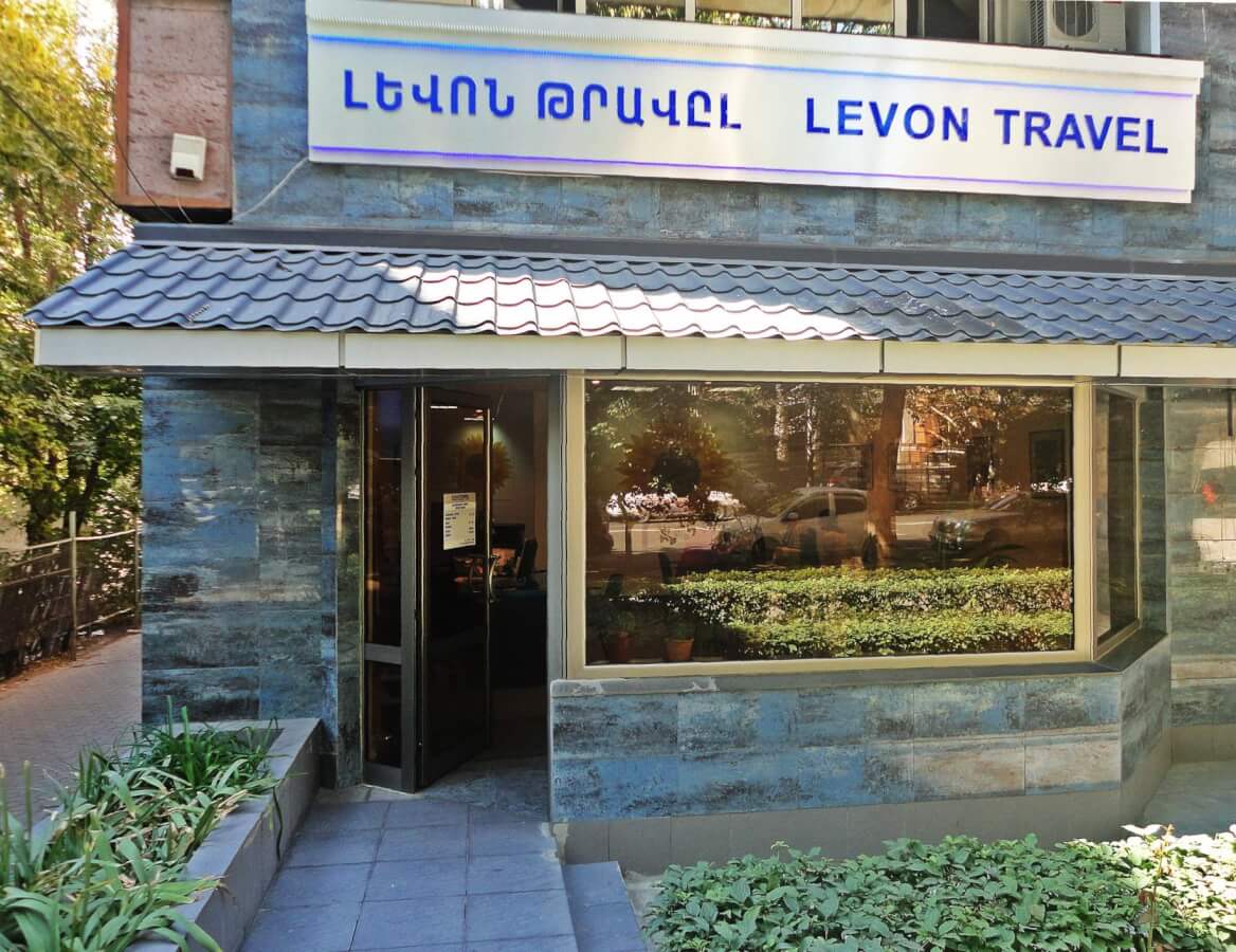 levon travel phone number