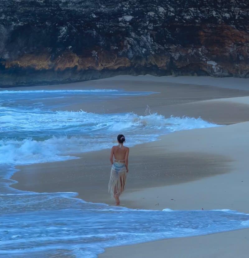 girl in Bali beach